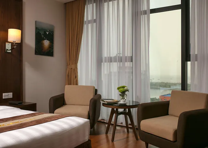 Marina Hotel Hạ Long